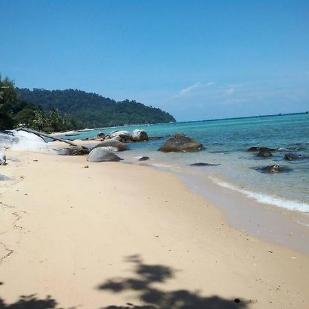 Bungkil Place Hotel Tioman island Exterior photo