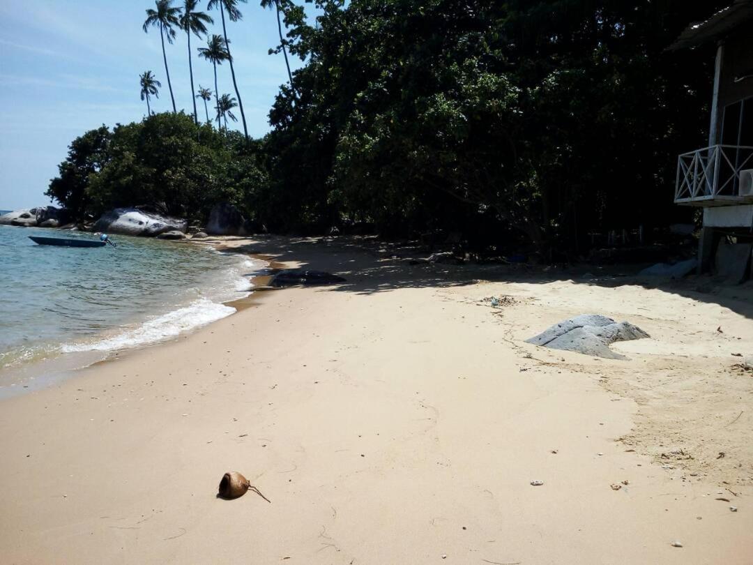 Bungkil Place Hotel Tioman island Exterior photo