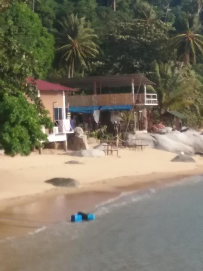 Bungkil Place Hotel Tioman island Exterior photo